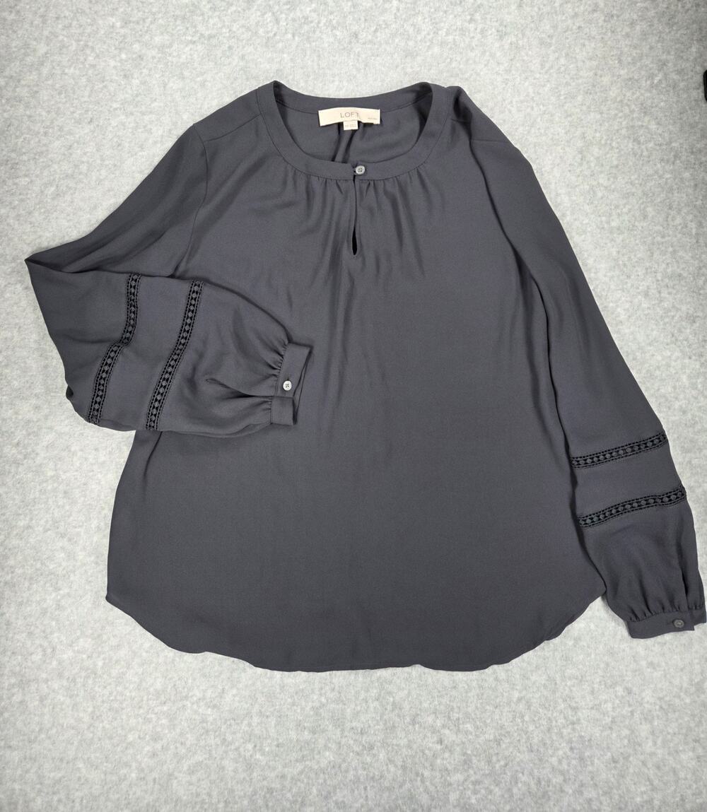 LOFT Petites Grey Long Sleeve Blouse Black Crochet Lace Inset Keyhole XSP Top